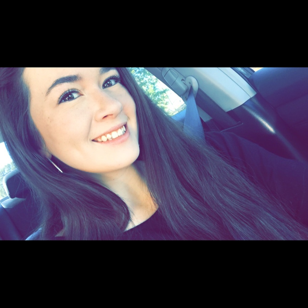 Meet your Posher, Abbie